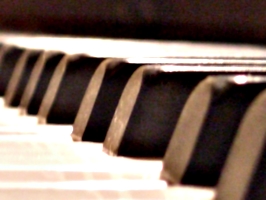 [picture: piano 3]