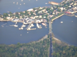 [picture: Approaching New York City By Air 4]