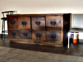 [picture: Old Chest]