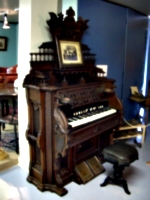 [picture: Yet another antique pedal organ]