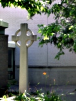 [picture: Stone cross 3]