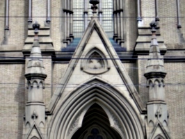 [picture: St James Cathedral vertical panorama element 8]