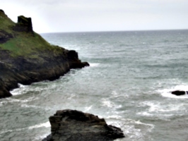 [picture: Ruins of Tintagel Castle 15: Looking out to sea]