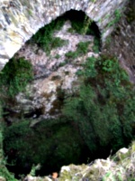 [picture: Restormel Castle 28: Looking down the well]