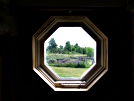 [picture: Octagonal window 1]