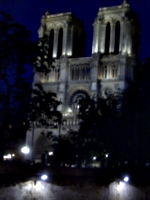 [picture: Notre Dame at night 2]