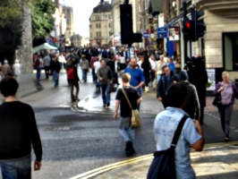 [picture: Oxford crowds]