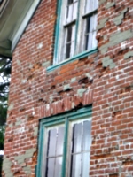 [picture: Crappy Brickwork]