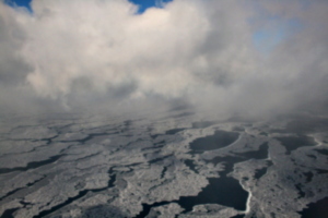 [picture: Ice and Clouds on the Great Lakes 21]