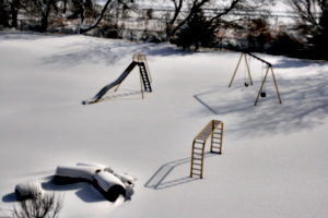 [picture: No-one on the slide today 3]