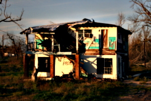 [picture: Ruined House 1]