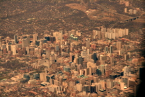 [picture: Toronto from the air 12]