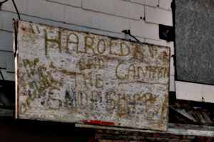 [picture: Harold's Canteen 2]