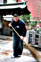 [picture: Japanese temple 27]