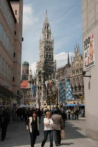 [Picture: Marienplatz 2]