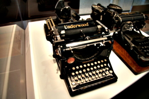 [picture: Underwood 1 (1896) 1]