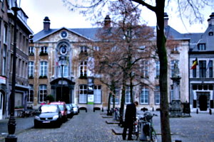 [picture: The Plantin-Moretus Museum, front view]