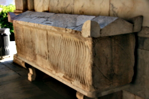 [picture: Rectangular sarcophagus with fluting.]